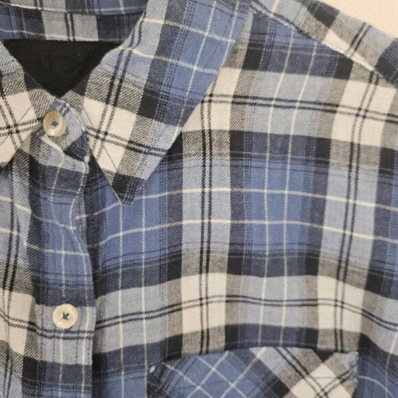 Forever 21 Blue White Plaid Cropped Button Down Shirt Short Sleeve Casual - Picture 6 of 12